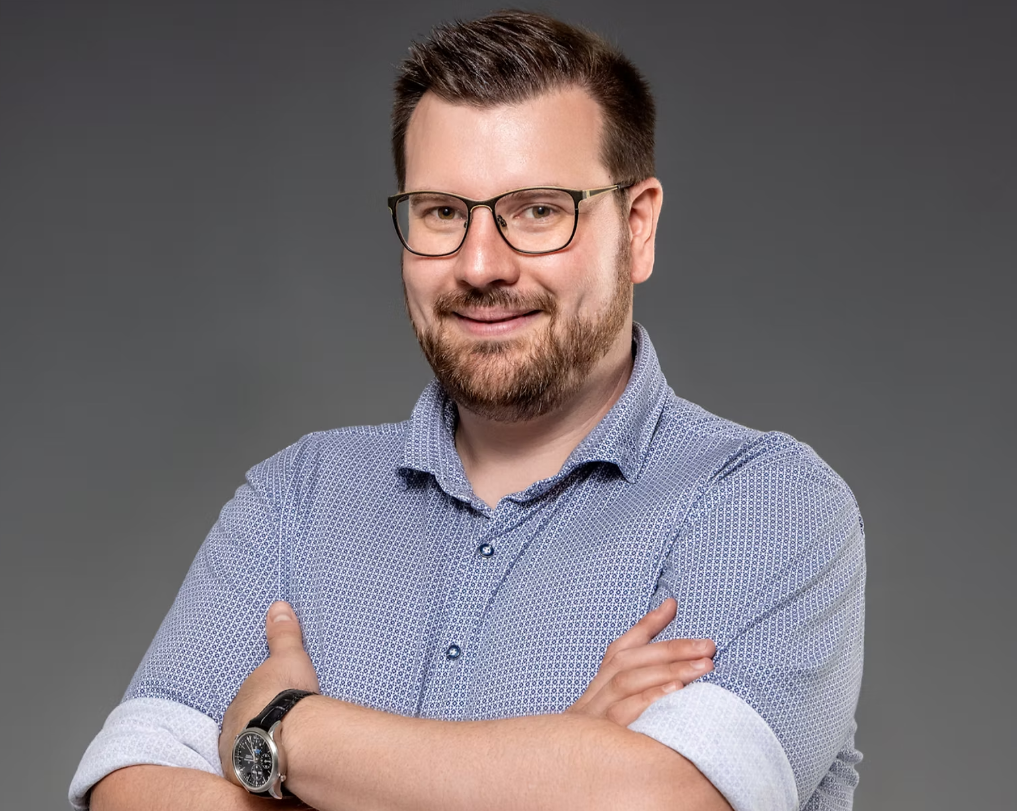 Dr. Matteo Abächerli