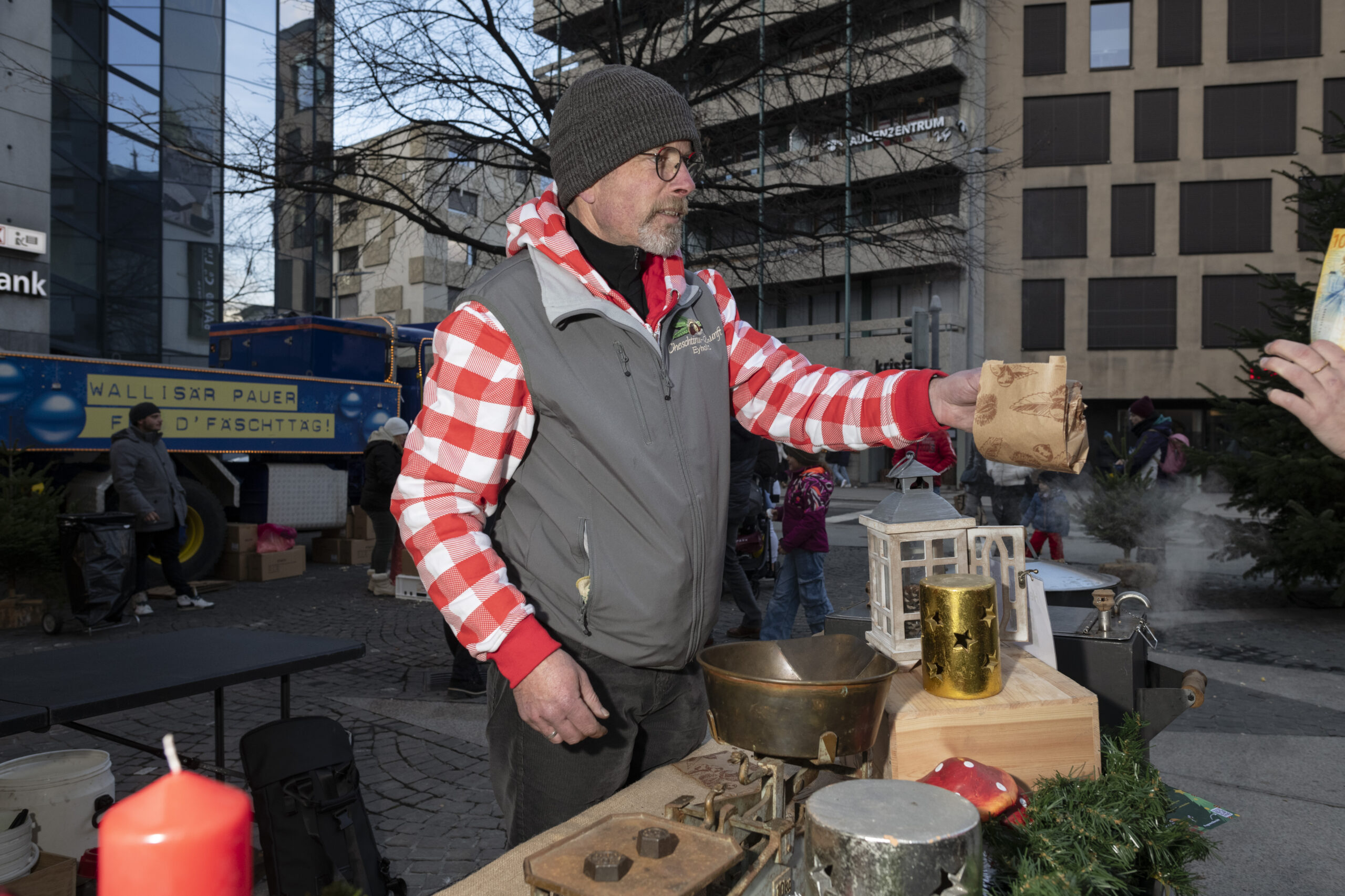 20241215_Weihnachts-Märt Visp_59